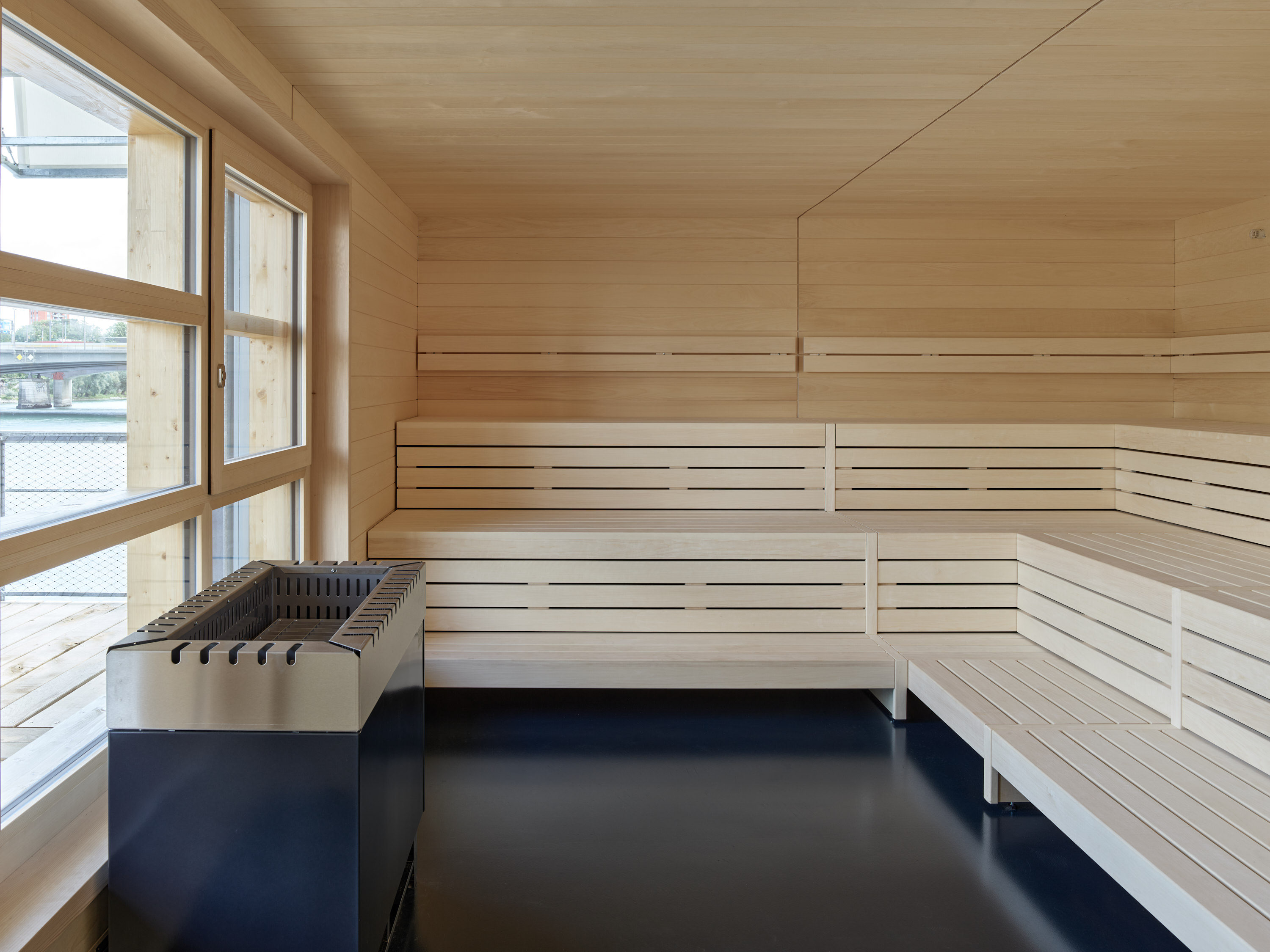 Ahp0095 AIQ4 018395 J3